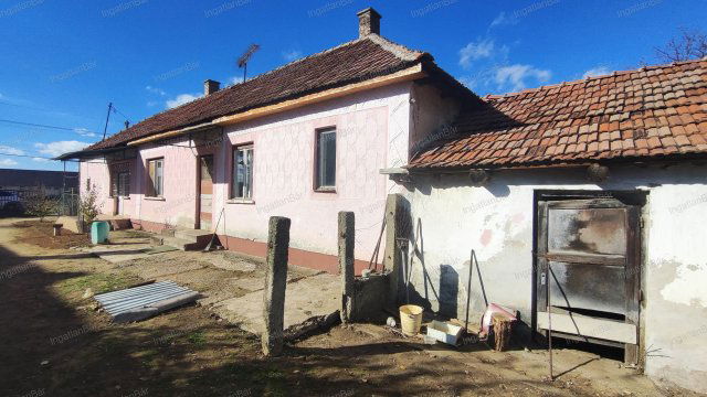 Eladó családi ház, Jármiban 15 M Ft, 2 szobás