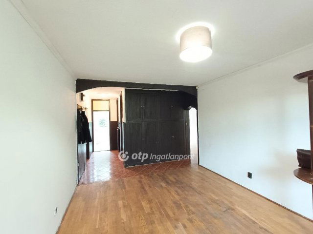 Eladó téglalakás, Budapesten, XX. kerületben 60 M Ft, 3 szobás