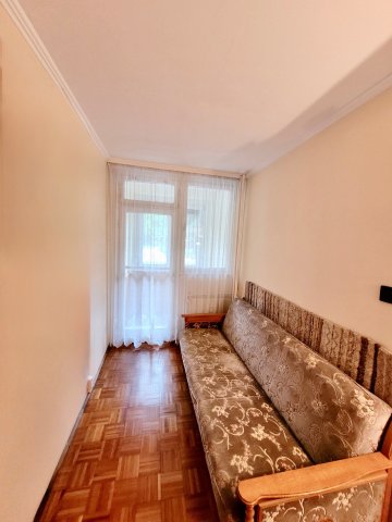 Eladó téglalakás, Győrött 52.99 M Ft, 1+2 szobás