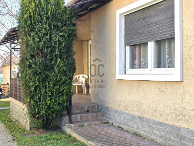 Eladó családi ház, Balatonbogláron 122.5 M Ft, 6 szobás