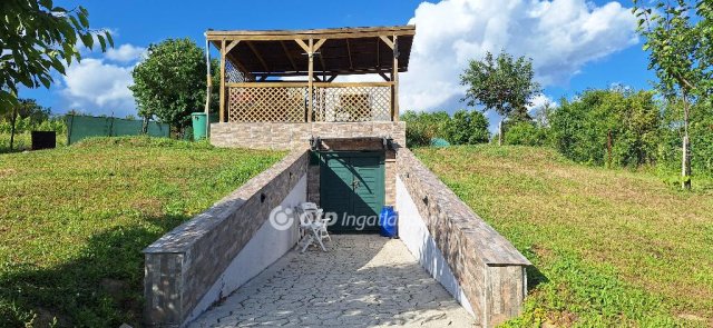 Eladó telek, Lesencefaluban 35.5 M Ft / költözzbe.hu