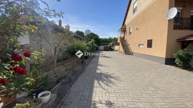 Eladó családi ház, Tápióságon 79.9 M Ft, 4 szobás