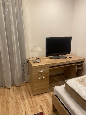 Kiadó téglalakás, albérlet, Debrecenben, Simonyi úton, 4 szobás