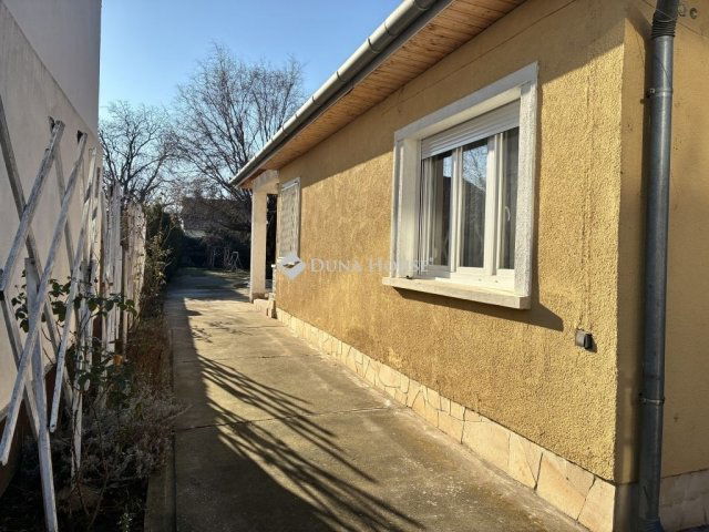 Eladó családi ház, Budapesten, XVIII. kerületben 104.99 M Ft