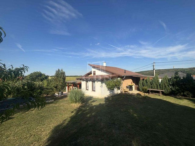 Eladó családi ház, Dozmaton 119 M Ft, 4 szobás