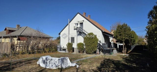 Eladó családi ház, Kecskeméten 89.9 M Ft, 5 szobás