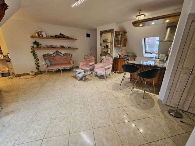 Eladó téglalakás, Budapesten, II. kerületben 99 M Ft, 2 szobás