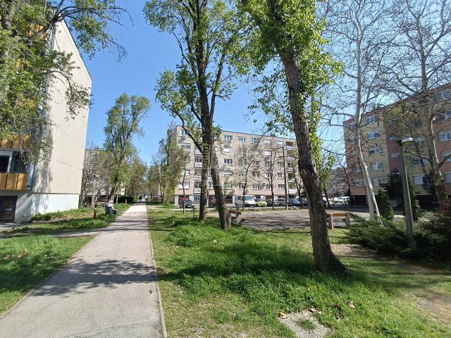 Eladó panellakás, Kecskeméten 55.6 M Ft, 2 szobás