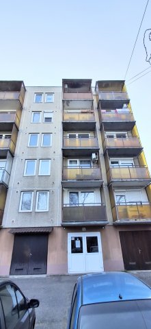 Kiadó panellakás, albérlet, Miskolcon 95 E Ft / hó, 1 szobás