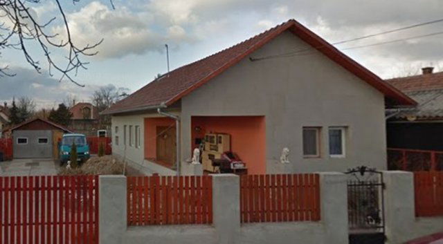 Eladó családi ház, Dunaharasztin 70 M Ft, 2 szobás