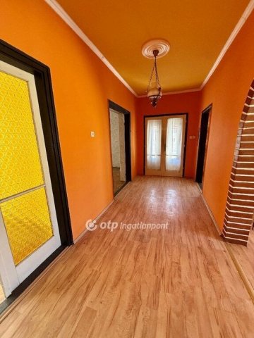 Eladó családi ház, Szerencsen 19.9 M Ft, 2+1 szobás