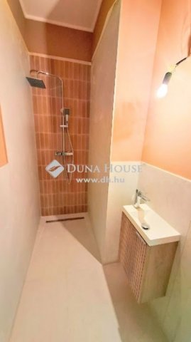 Eladó ikerház, Budapesten, XXI. kerületben 179.9 M Ft, 4 szobás