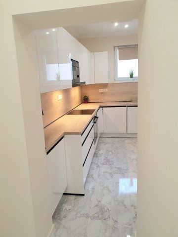 Eladó téglalakás, Debrecenben, Egyetem sugárúton 82.5 M Ft