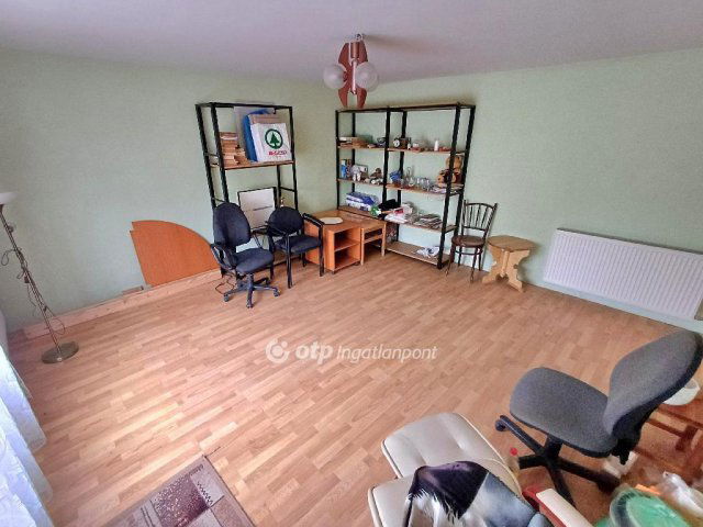 Eladó családi ház, Baján 32 M Ft, 2 szobás