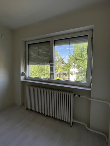 Eladó családi ház, Szombathelyen 119 M Ft, 9+1 szobás