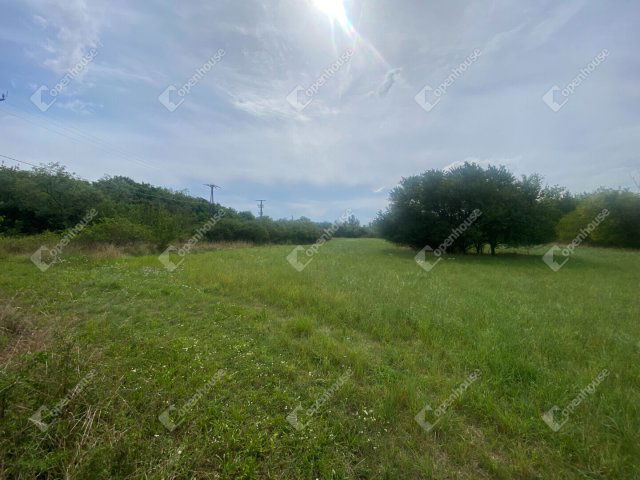 Eladó telek, Hegyeshalomban 23.487 M Ft / költözzbe.hu