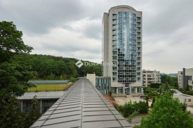 Eladó téglalakás, Budapesten, II. kerületben 74.9 M Ft, 2 szobás