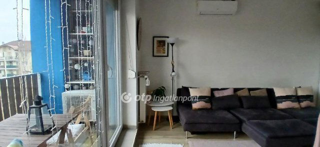 Eladó téglalakás, Budapesten, VIII. kerületben 104.9 M Ft