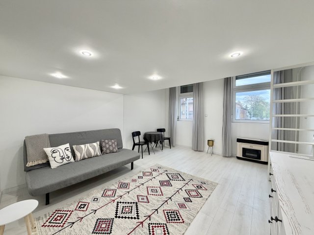 Eladó téglalakás, Budapesten, XXI. kerületben 44.9 M Ft