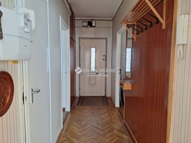Eladó téglalakás, Kecskeméten 51.5 M Ft, 3 szobás