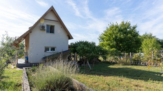 Eladó családi ház, Fóton 56 M Ft, 2+1 szobás