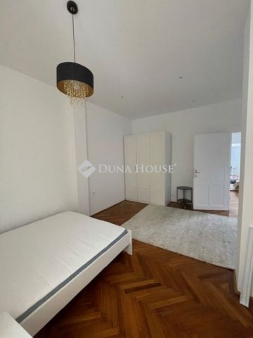 Eladó téglalakás, Budapesten, XI. kerületben 94.9 M Ft, 3 szobás