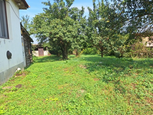 Eladó családi ház, Encsen 8.5 M Ft, 2 szobás