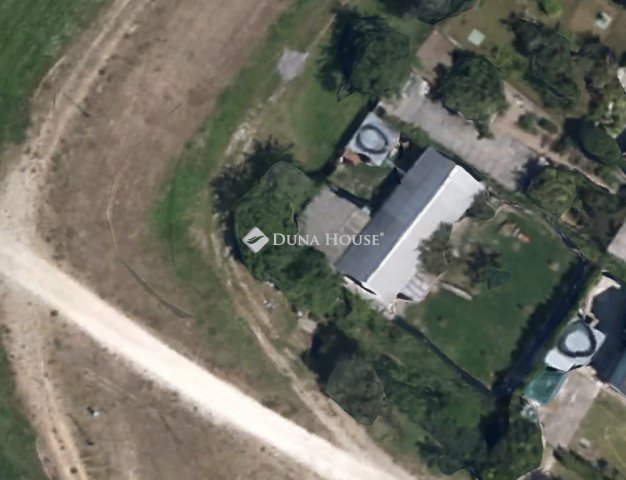 Kiadó ipari ingatlan, Győrött 400 E Ft / hó