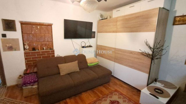 Eladó családi ház, Vásárosmiskén 15.9 M Ft, 2 szobás