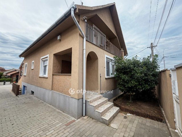 Eladó családi ház, Berettyóújfaluban 88.9 M Ft, 3 szobás