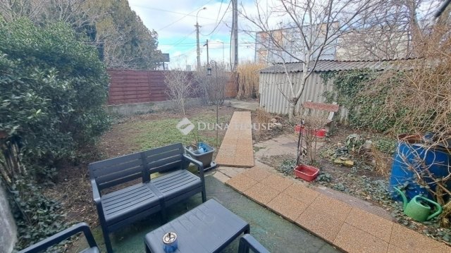 Eladó családi ház, Vecsésen 79.9 M Ft, 4 szobás