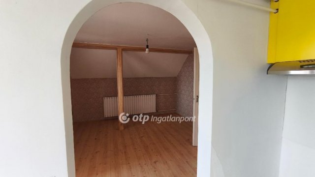 Eladó családi ház, Délegyházán 89.9 M Ft, 4+2 szobás
