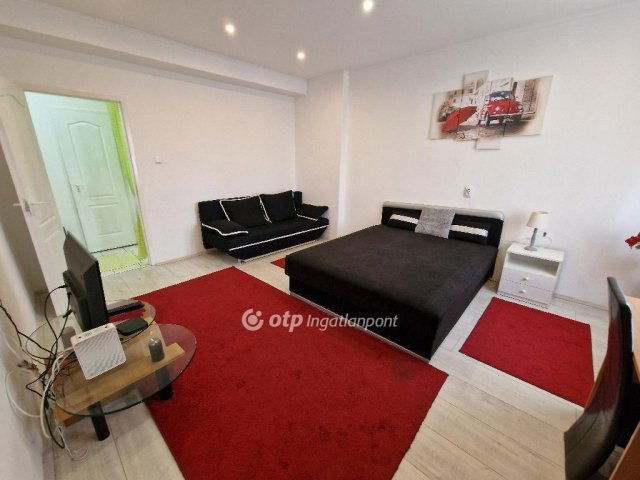 Kiadó téglalakás, albérlet, Miskolcon 150 E Ft / hó, 2 szobás