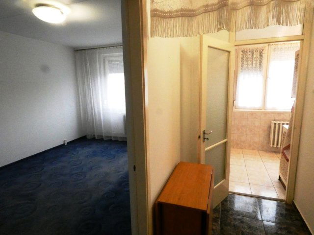 Eladó panellakás, Szegeden, Vág utcában 49.9 M Ft, 1+1 szobás