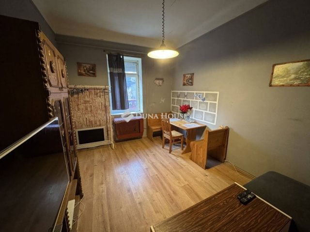 Eladó téglalakás, Budapesten, X. kerületben 28.9 M Ft, 1 szobás