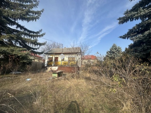 Eladó családi ház, Érden 53 M Ft, 1 szobás