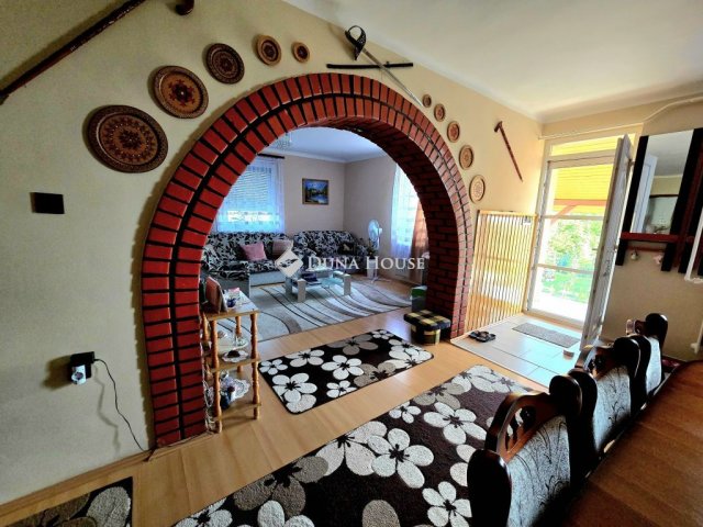 Eladó családi ház, Kővágószőlősön, Nyírfa utcában 85 M Ft