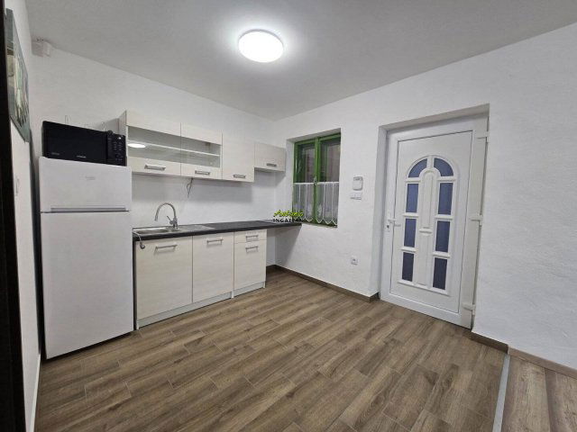 Eladó családi ház, Agyagosszergényben 78 M Ft, 4 szobás