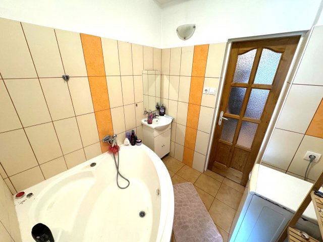 Eladó téglalakás, Pécsett, Páfrány utcában 41.5 M Ft