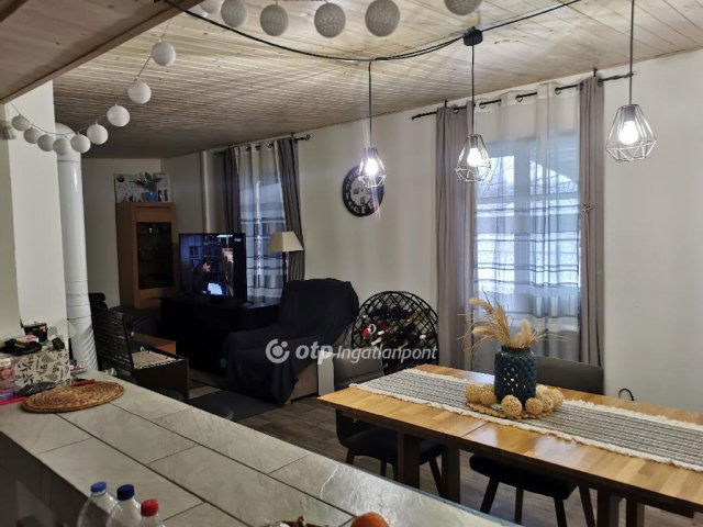 Eladó nyaraló, Faddon 29 M Ft, 1+3 szobás / költözzbe.hu