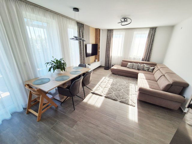 Eladó ikerház, Délegyházán 109.999 M Ft, 5 szobás