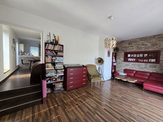 Eladó családi ház, Diósdon 179.9 M Ft, 3+2 szobás