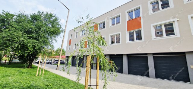 Eladó téglalakás, Miskolcon 28 M Ft, 1 szobás