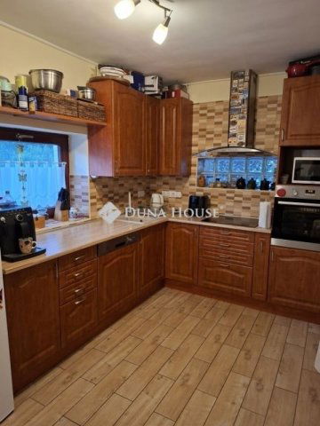 Eladó családi ház, Gárdonyban 95 M Ft, 4 szobás