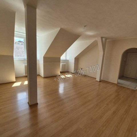 Eladó téglalakás, Miskolcon 79 M Ft, 4 szobás