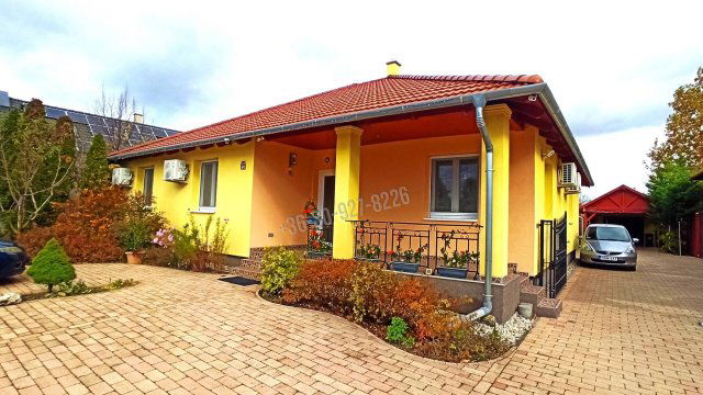 Eladó családi ház, Győrött 144 M Ft, 4 szobás