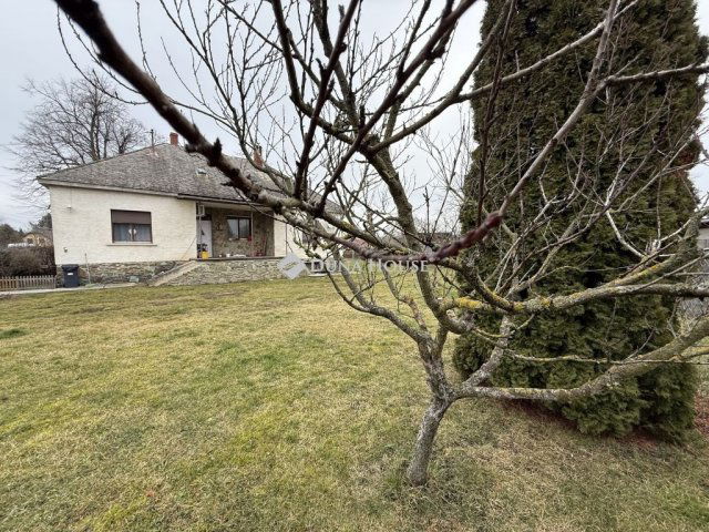 Eladó családi ház, Répceszentgyörgyön 37.9 M Ft, 3 szobás