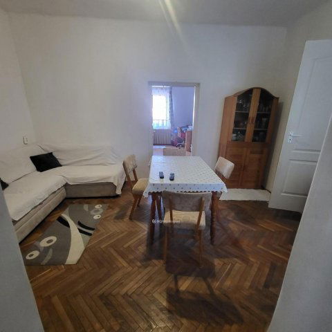 Eladó családi ház, Mikepércsen 87 M Ft, 6+1 szobás