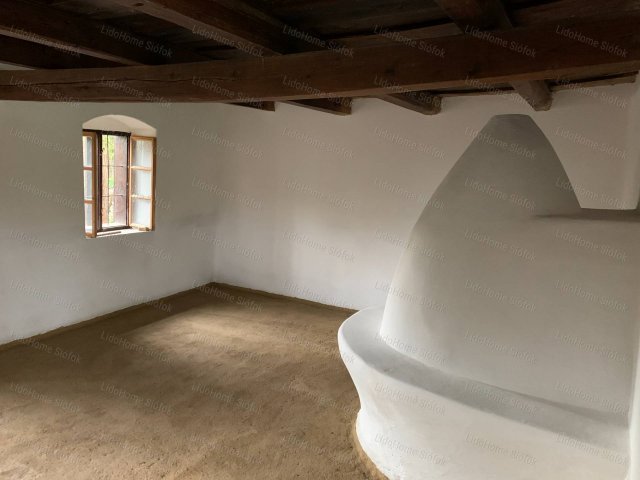 Eladó nyaraló, Tengődön 15.8 M Ft, 1 szobás