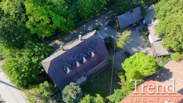 Eladó családi ház, Solton 75.9 M Ft, 5 szobás